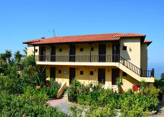 卡莉奥皮别墅酒店 基拉奇尼