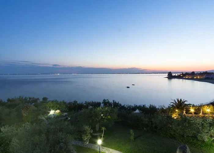 卡莉奥皮别墅酒店