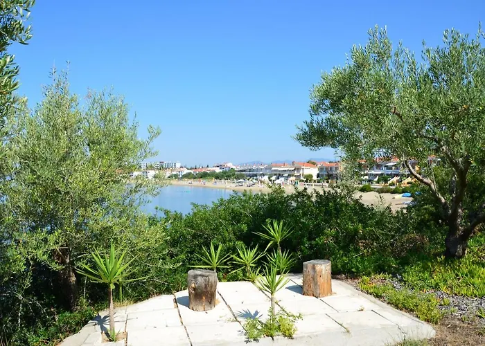 卡莉奥皮别墅酒店 基拉奇尼